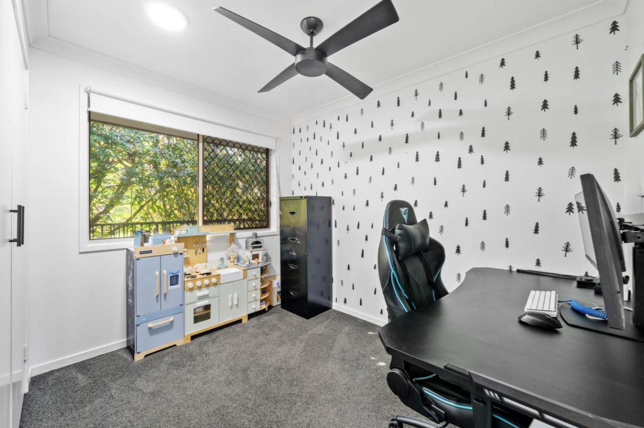 65 Hickey Way CARRARA 13