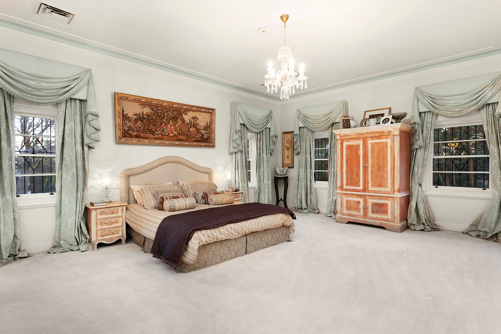 Real Estate and Property in 65 Hopetoun Road, Toorak, VIC