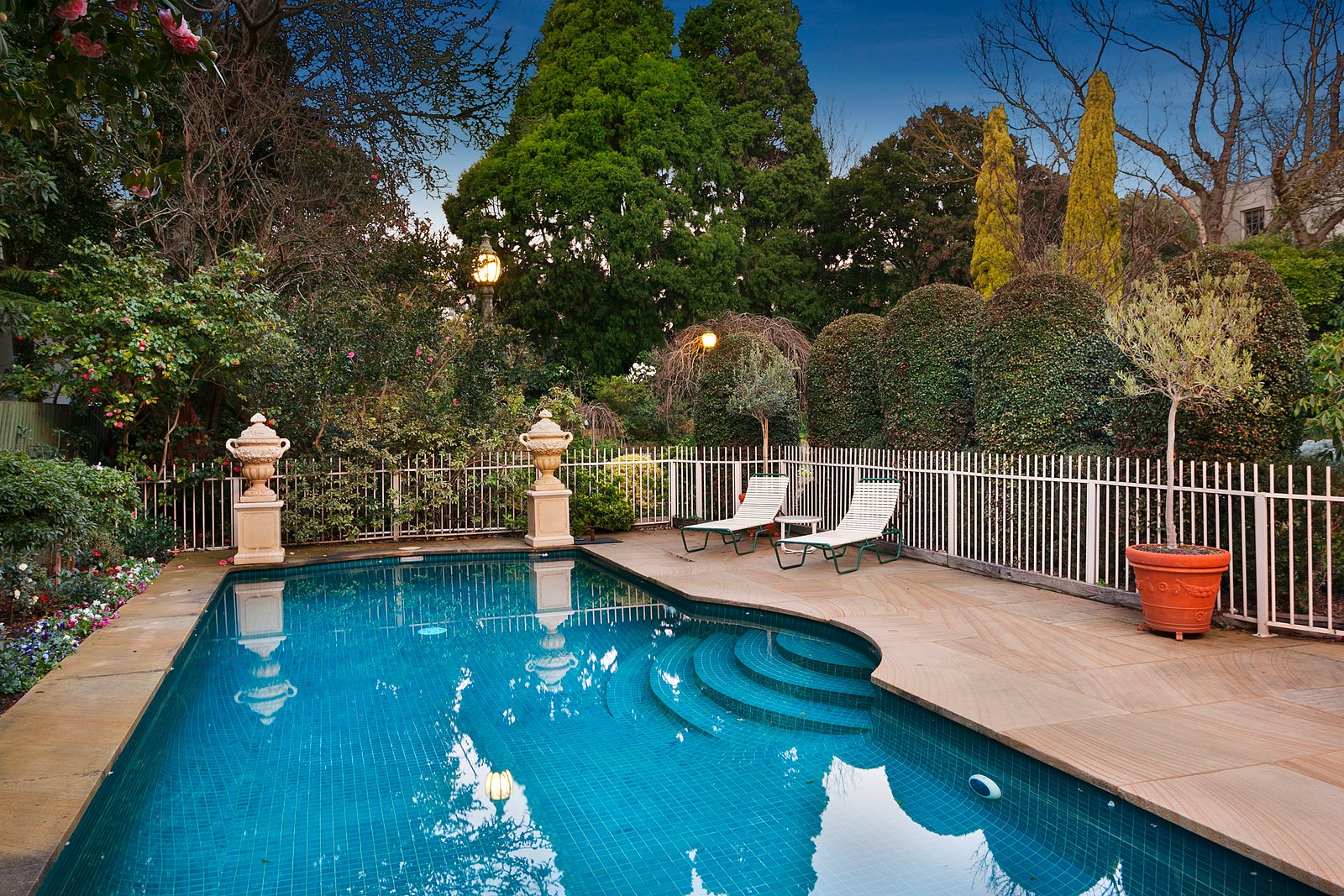Real Estate and Property in 65 Hopetoun Road, Toorak, VIC