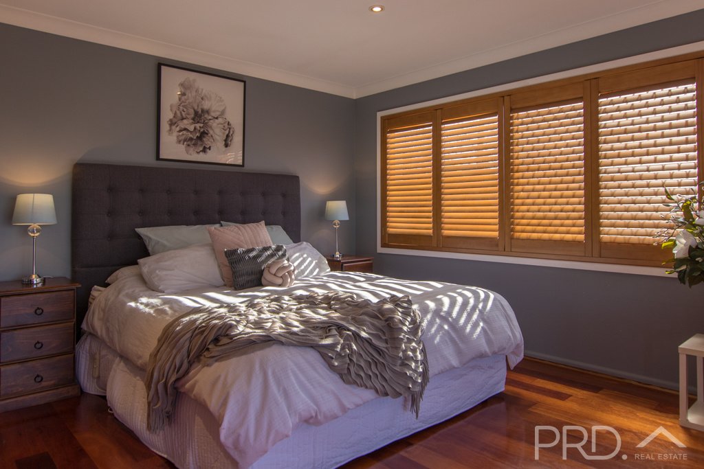 65 Lambie Street TUMUT 8