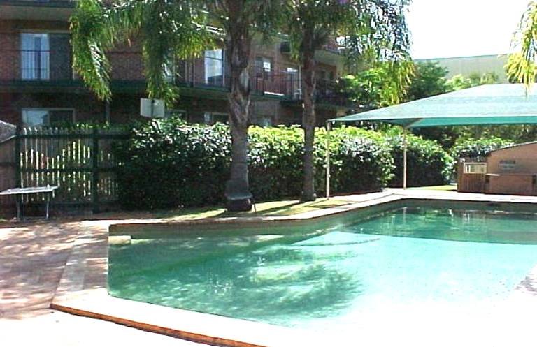 6/5 Laura Street LUTWYCHE 10