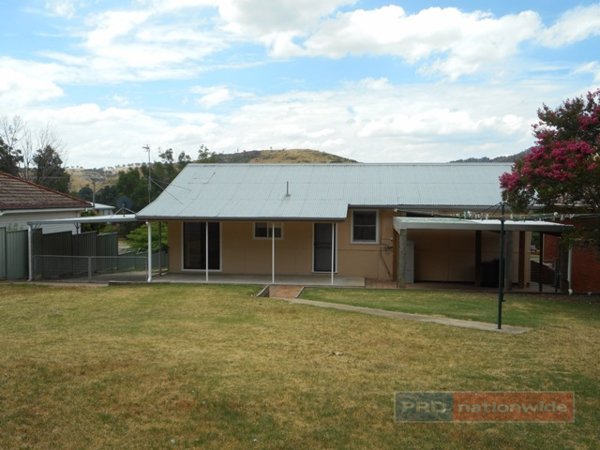 65 Lynch Street ADELONG 15