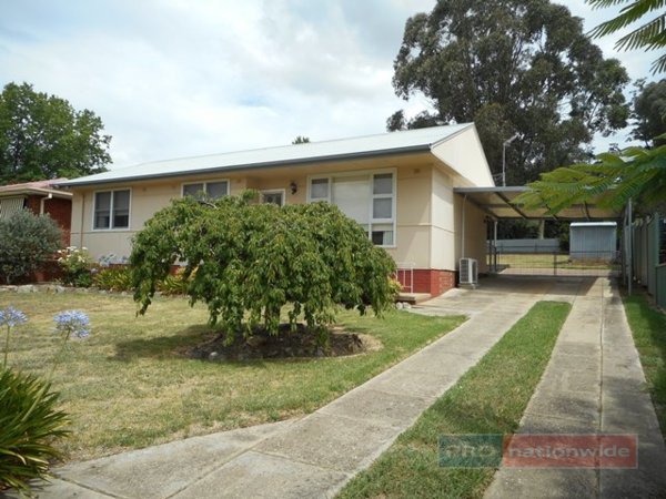 65 Lynch Street ADELONG 20