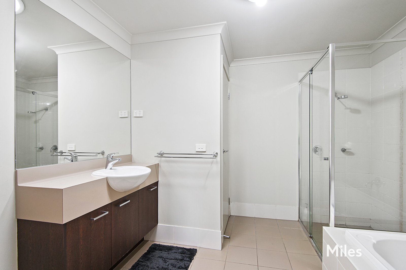 65 Lyndarum Drive, Epping 3 bed, 1 bath House for Sale