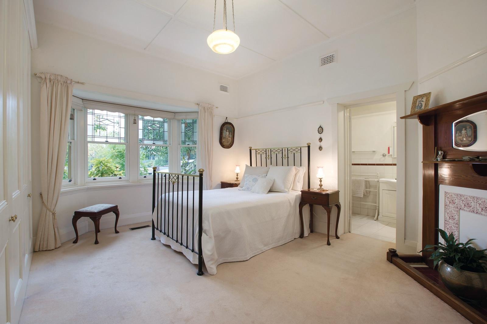 65 Manning Road, Malvern East, VIC