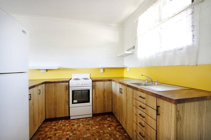 6/5 Marathon Street PROSERPINE 3