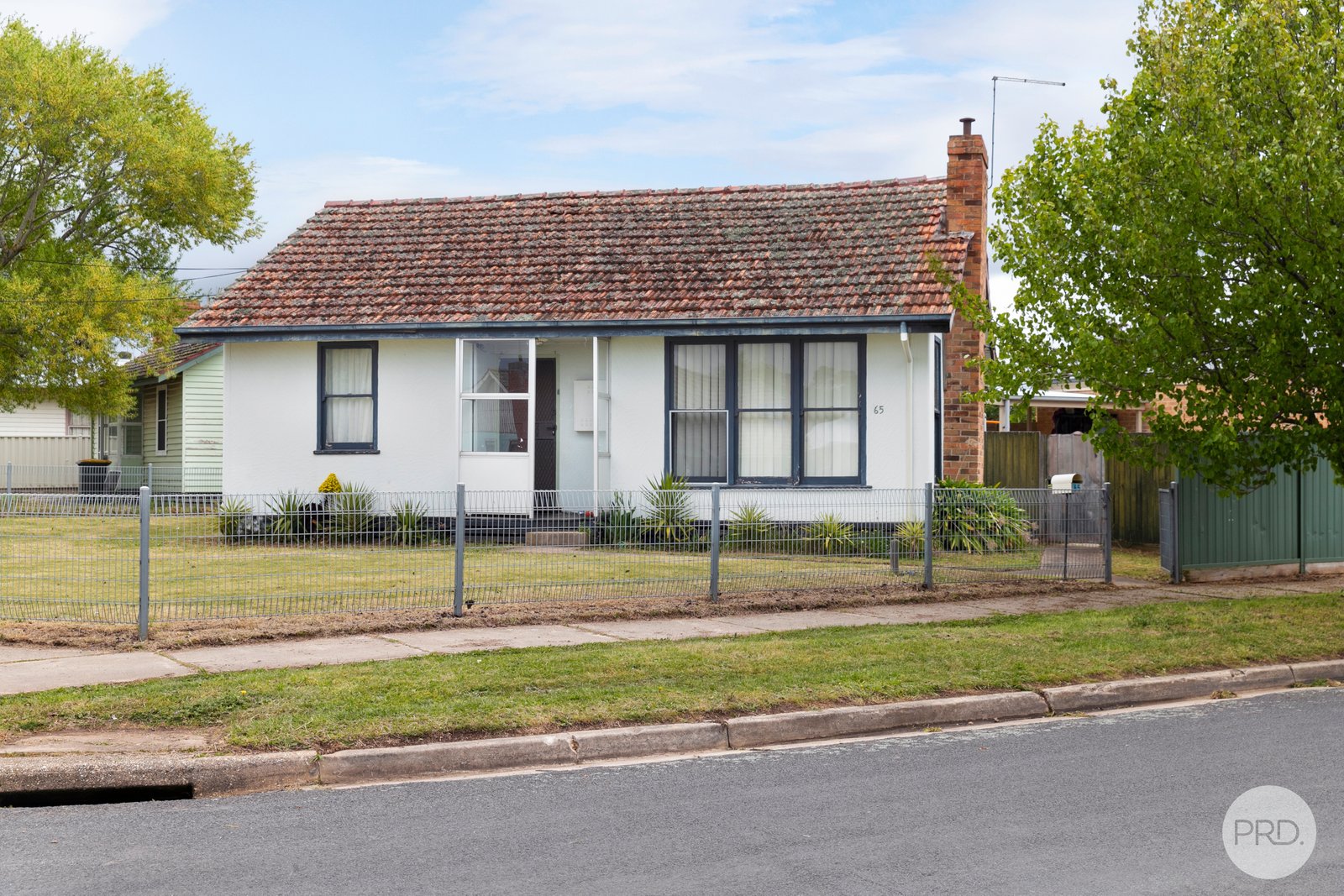 65 Marigold Street WENDOUREE 1