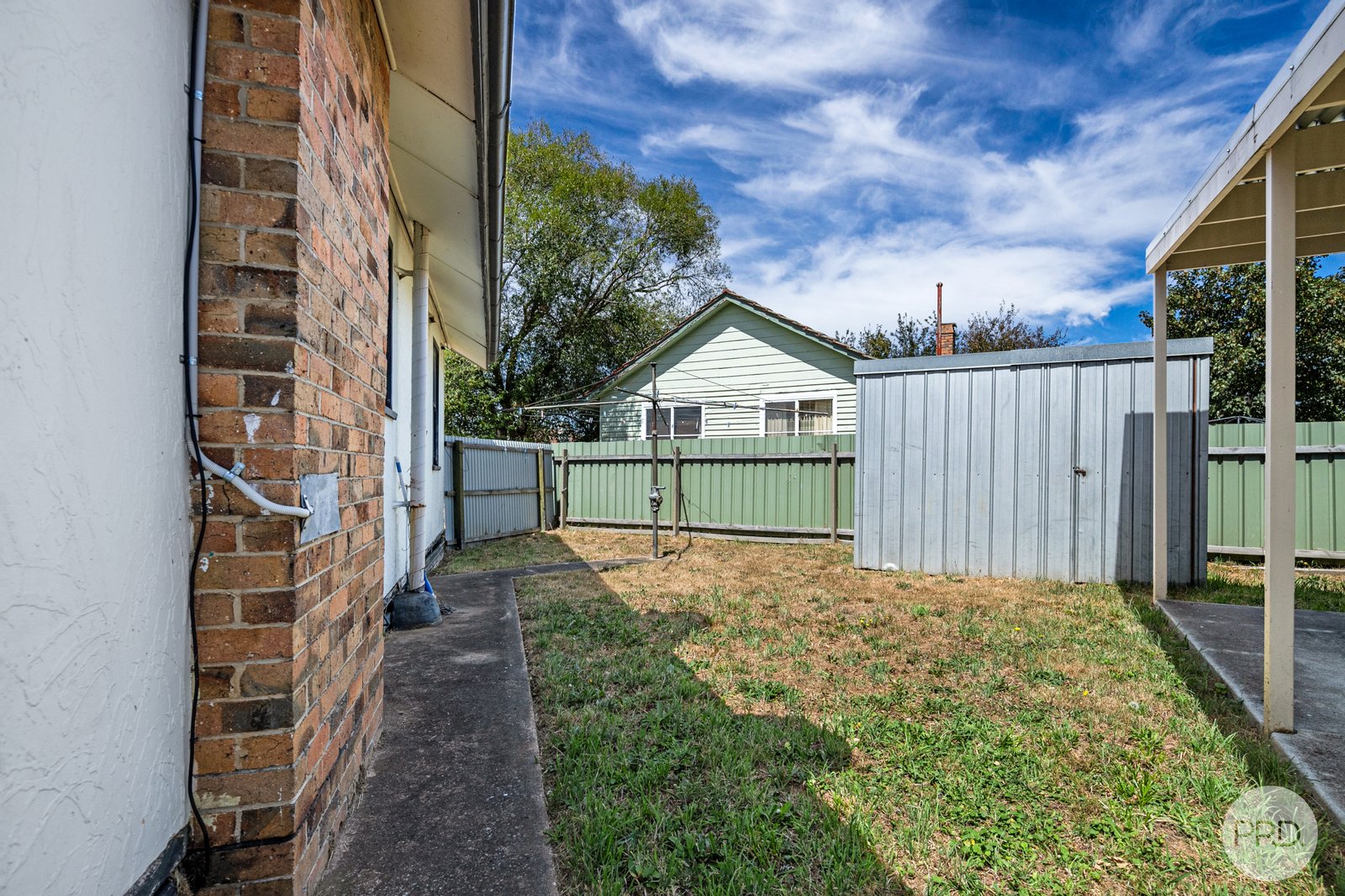 65 Marigold Street WENDOUREE 9