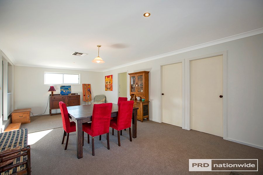 65 Oak Street TAMWORTH 7