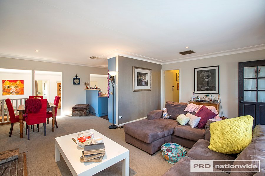 65 Oak Street TAMWORTH 10