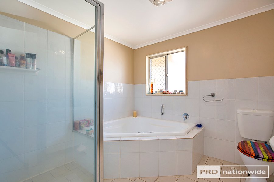 65 Oak Street TAMWORTH 13