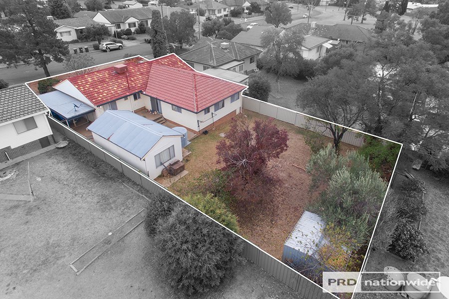 65 Oak Street TAMWORTH 24