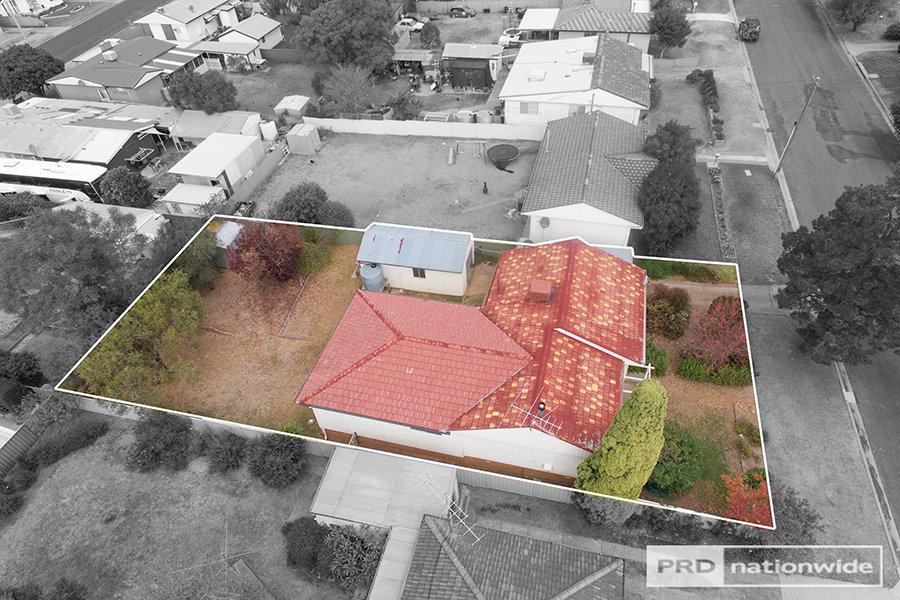 65 Oak Street TAMWORTH 25