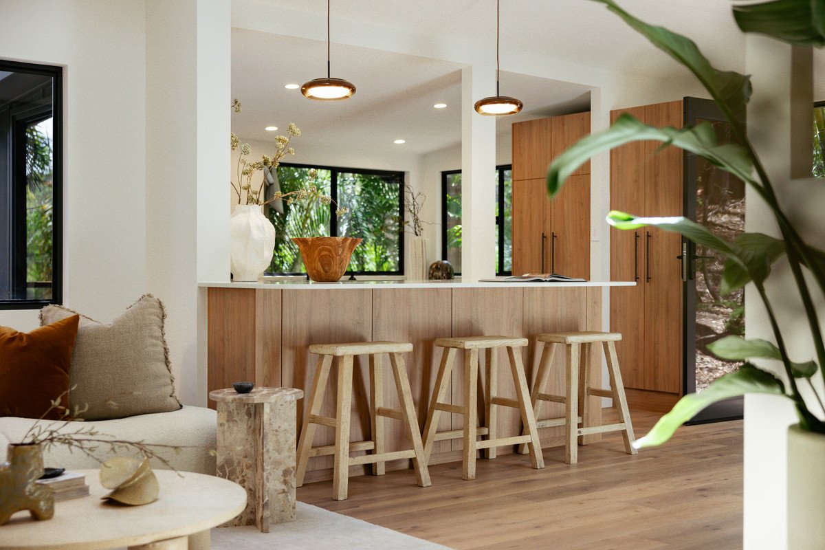 65 Ocean Parade Burleigh Heads 2