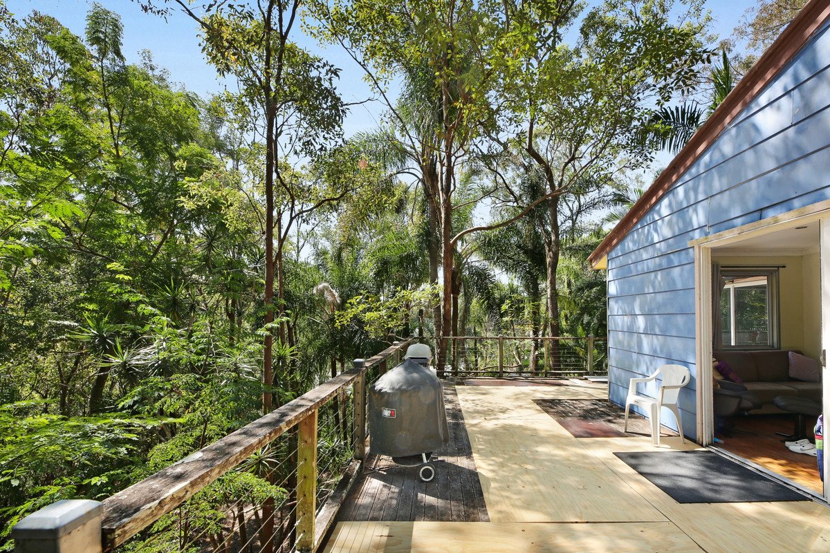 65 Ocean Parade Burleigh Heads 1