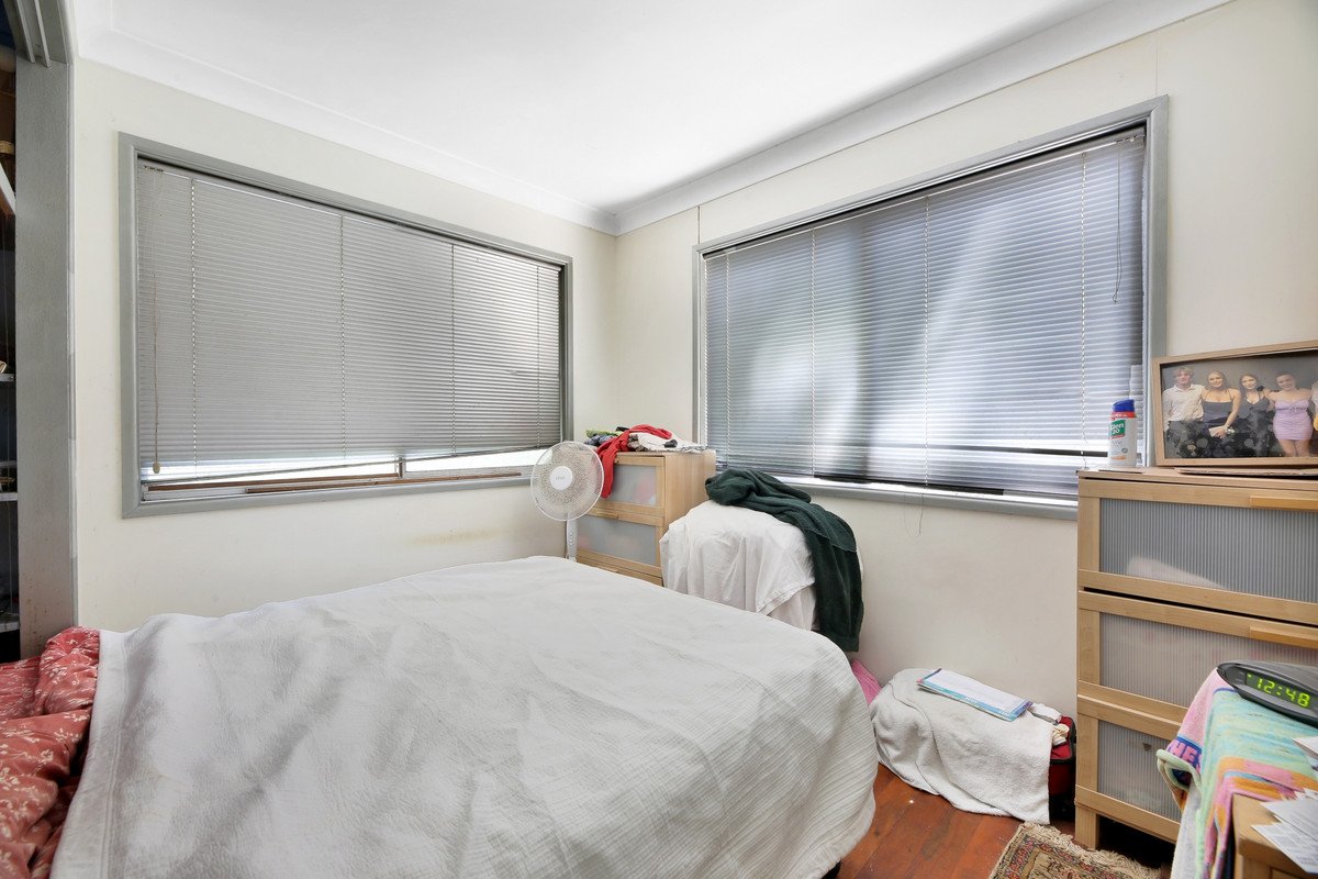 65 Ocean Parade Burleigh Heads 13