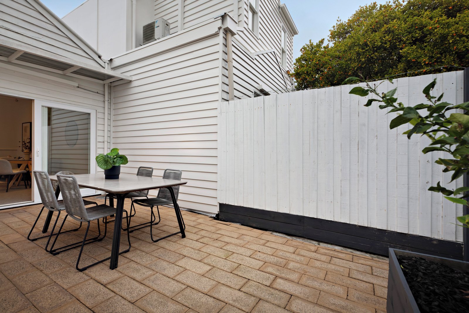 65 Ogrady Street, Albert Park, 3206