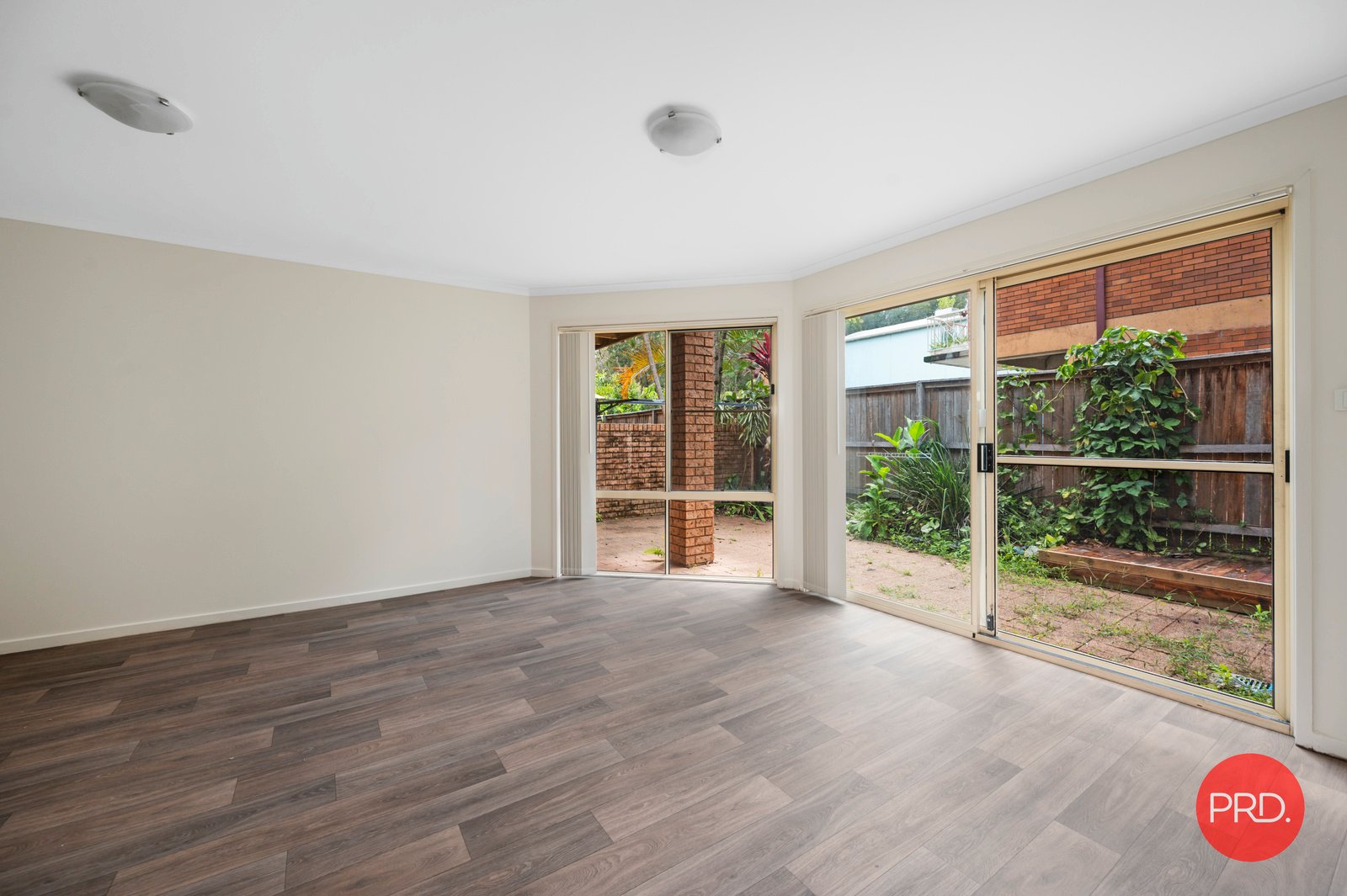 65 Park Beach Road COFFS HARBOUR 3