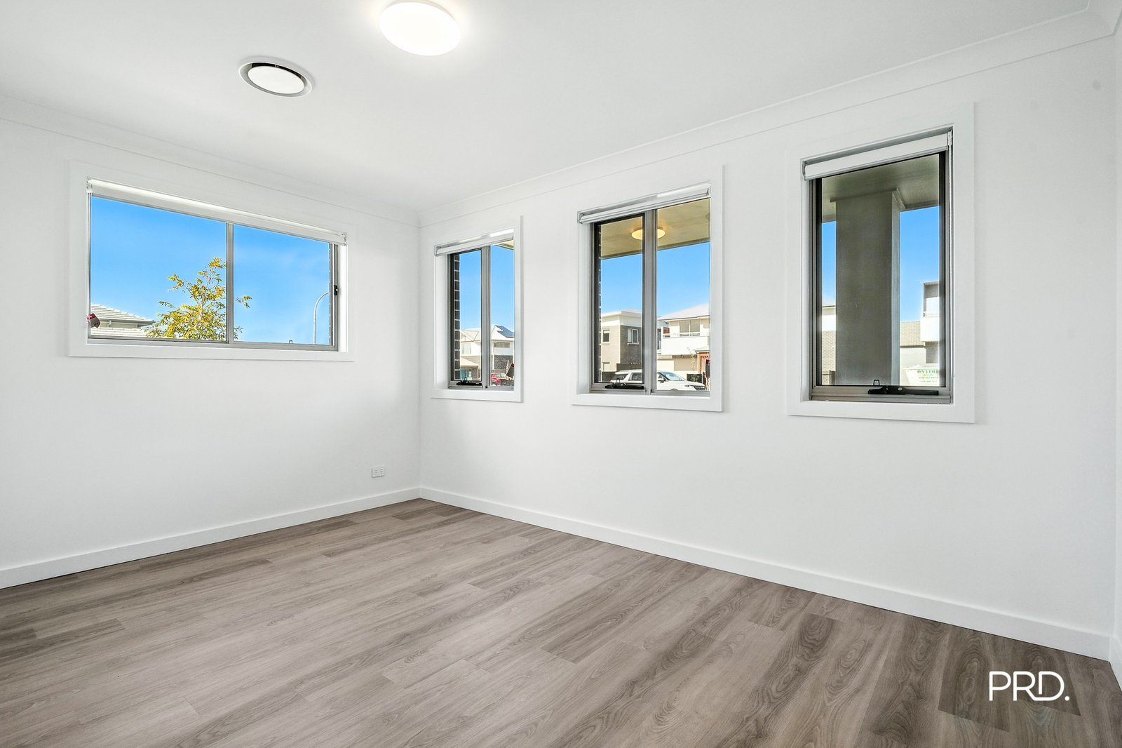 65 Peartree Cct  Werrington 4