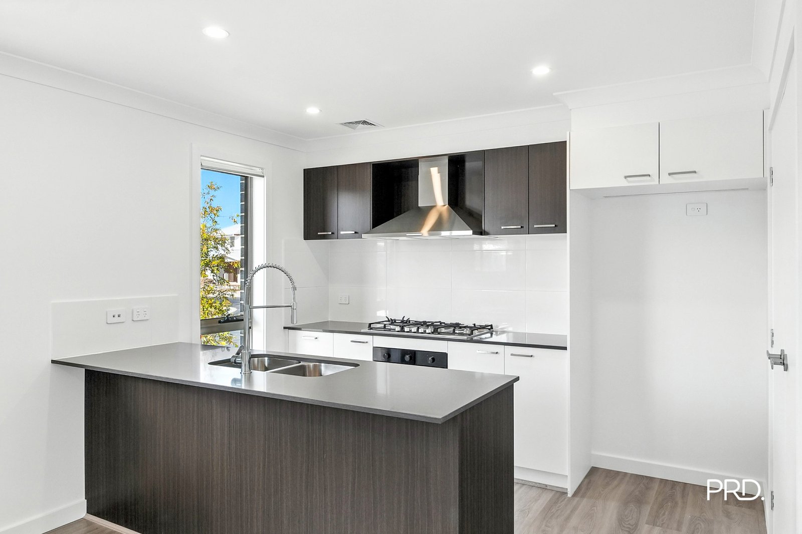 65 Peartree Cct  Werrington 3