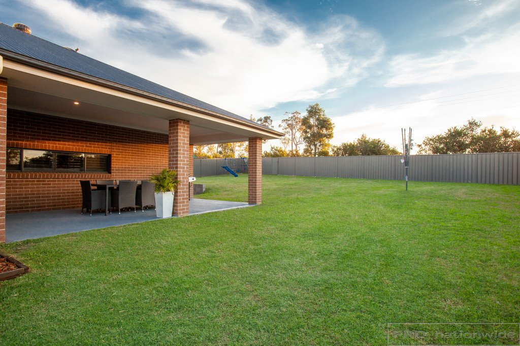 65 Radiant Avenue BOLWARRA HEIGHTS 2