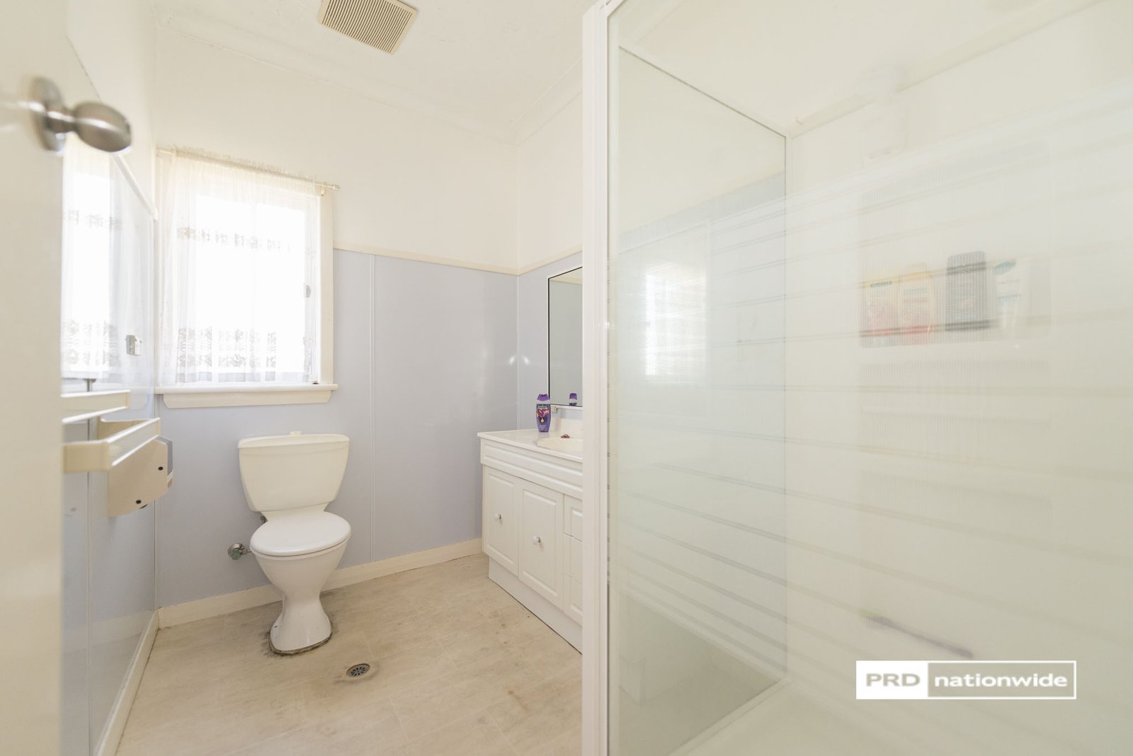65 Robert Street TAMWORTH 9