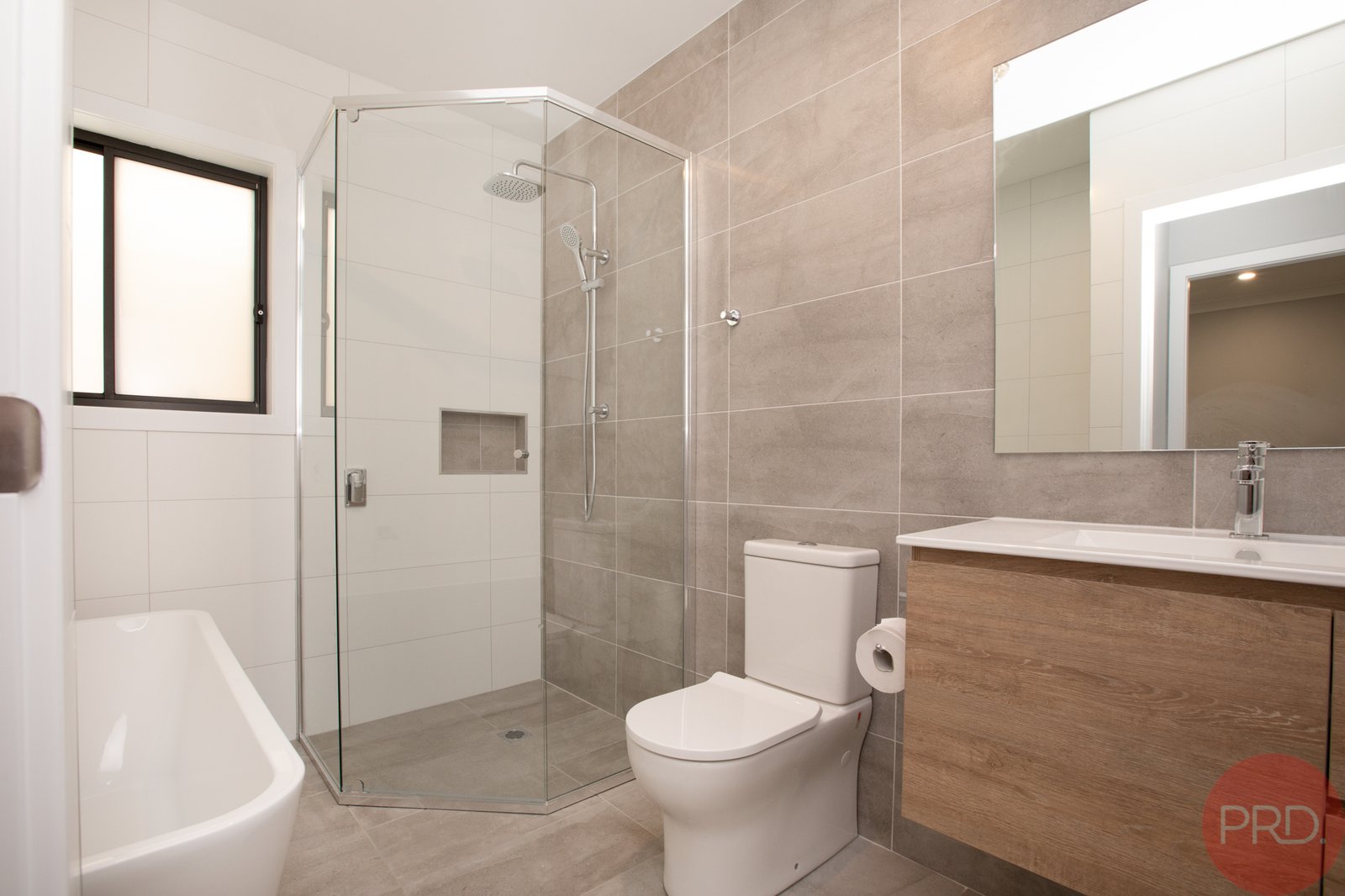 65 Ruskin Street BERESFIELD 12