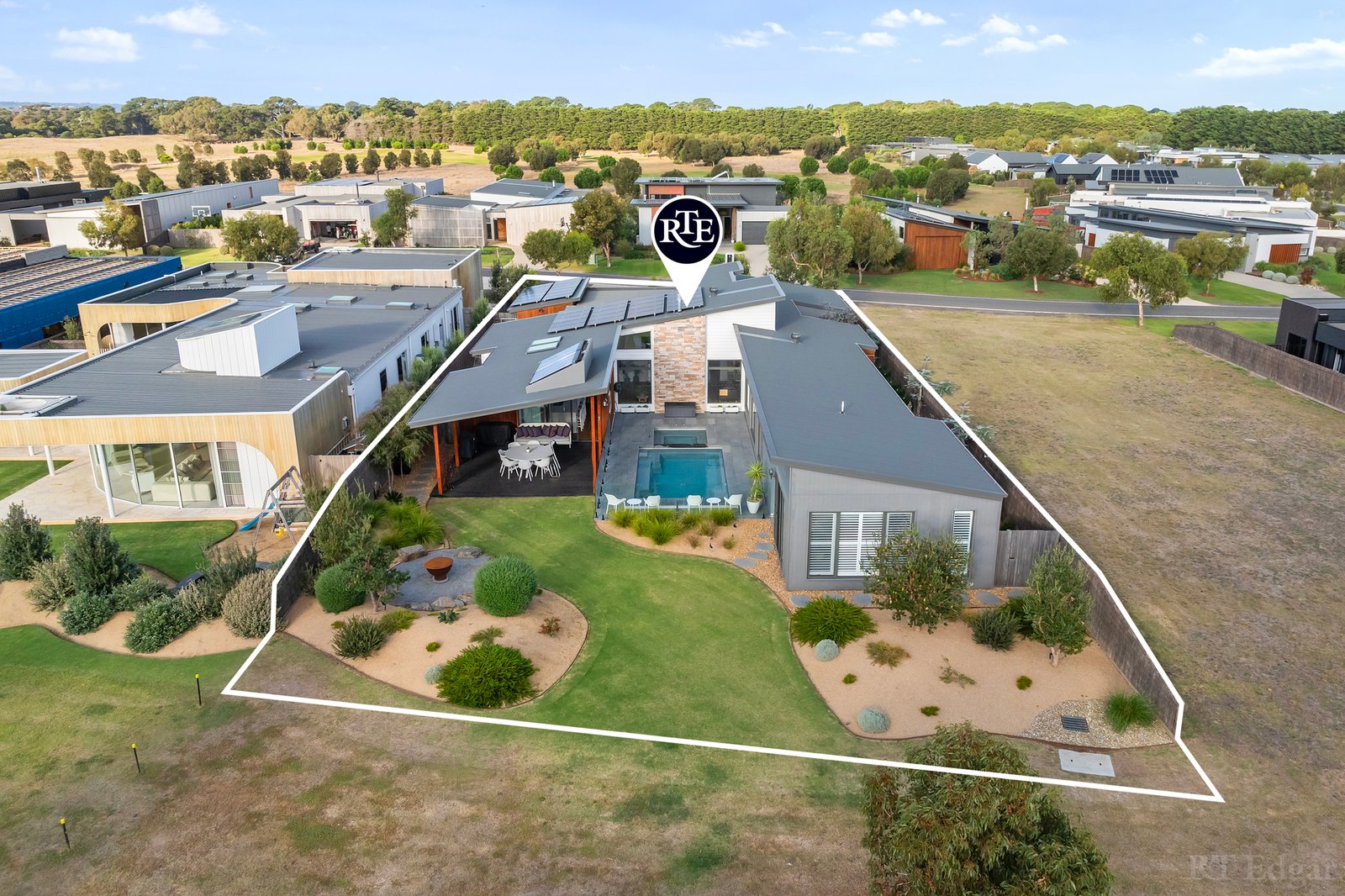 Real Estate and Property in 65 Samphire Drive, Connewarre, VIC