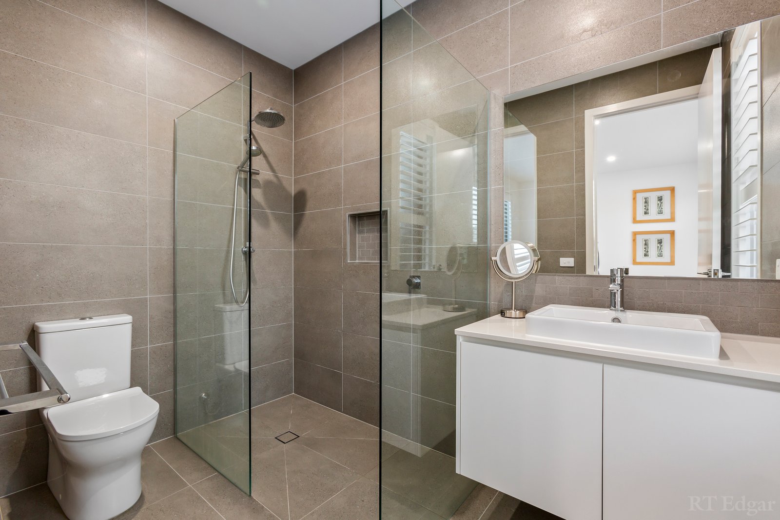 Real Estate and Property in 65 Samphire Drive, Connewarre, VIC