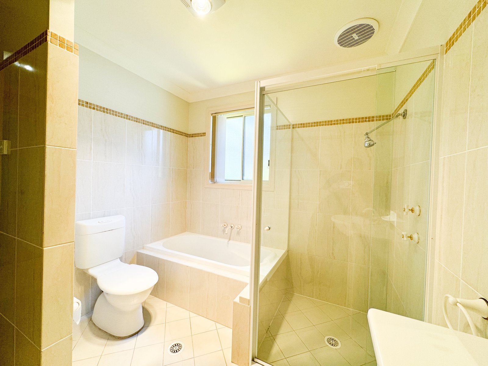 65 Sergeant Baker Drive CORLETTE 21