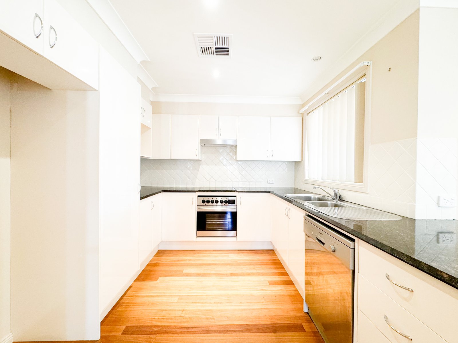 65 Sergeant Baker Drive CORLETTE 9