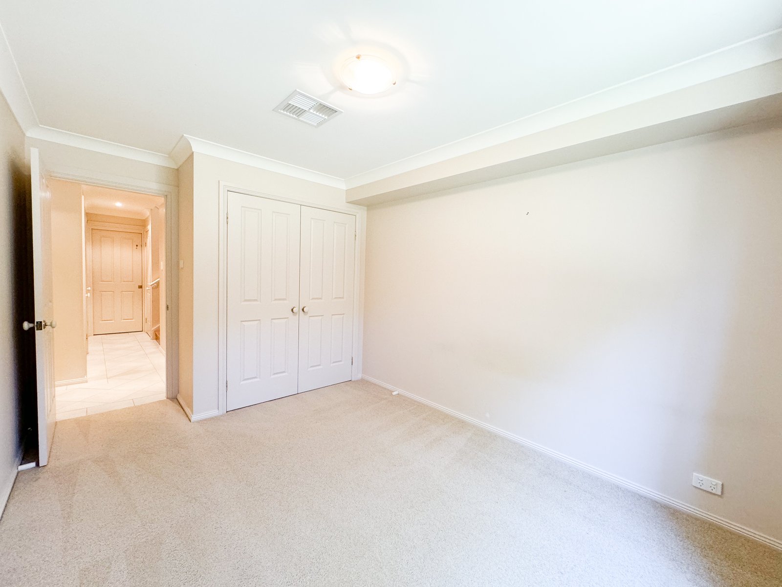 65 Sergeant Baker Drive CORLETTE 18