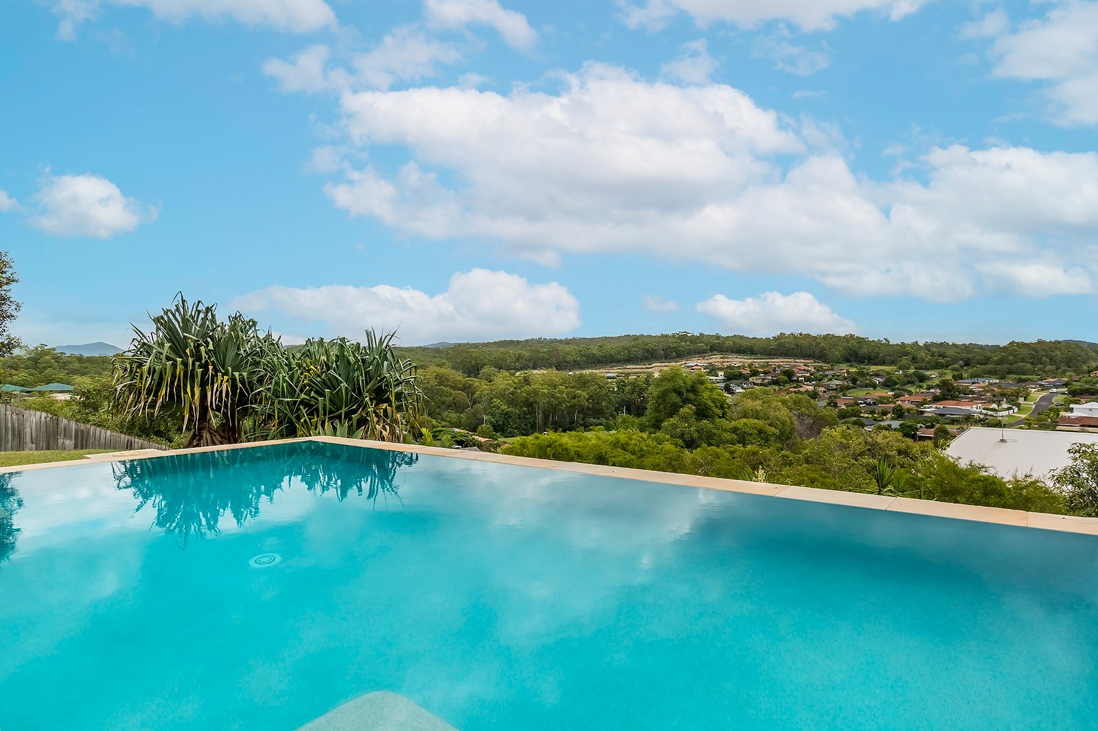 65 Sky Royal Terrace BURLEIGH HEADS 2