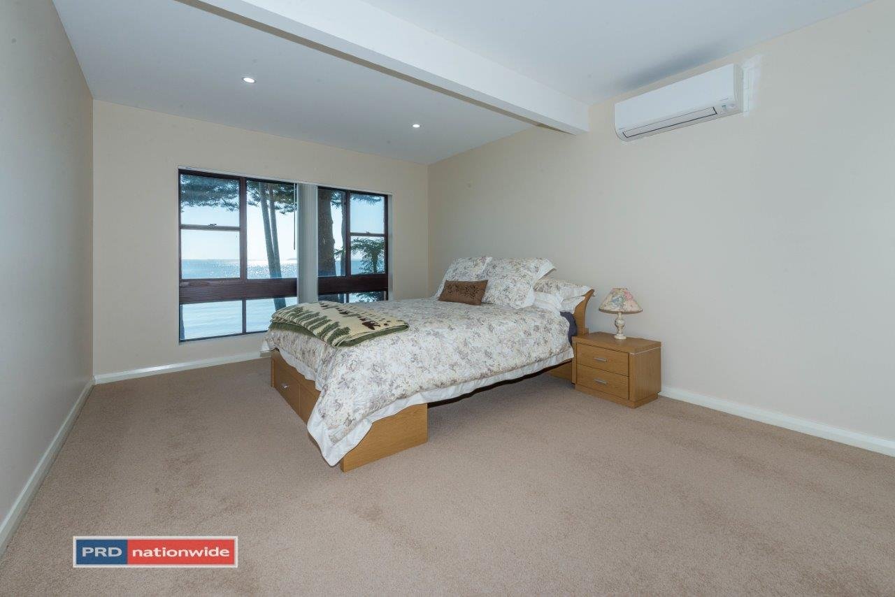 65 Soldiers Point Road SOLDIERS POINT 24