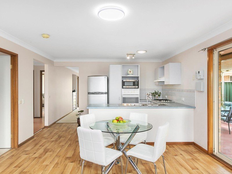 65 Sunnybank Crescent HORSLEY 2