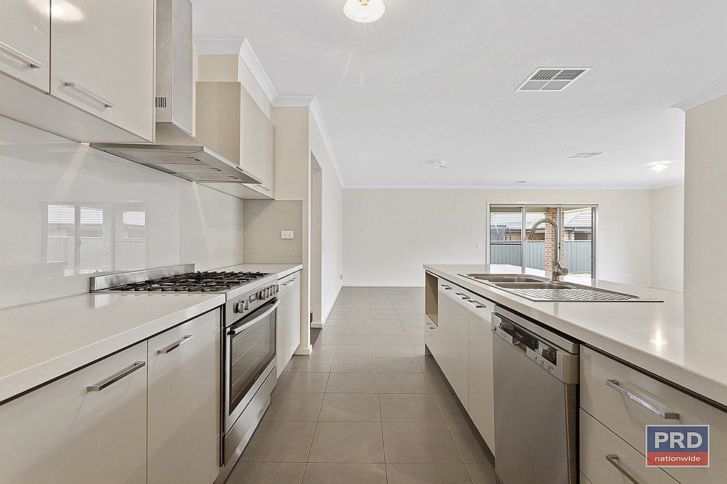 65 Waratah Road HUNTLY 2