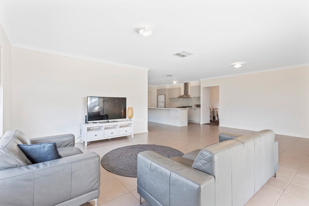 65 Waratah Road HUNTLY 6