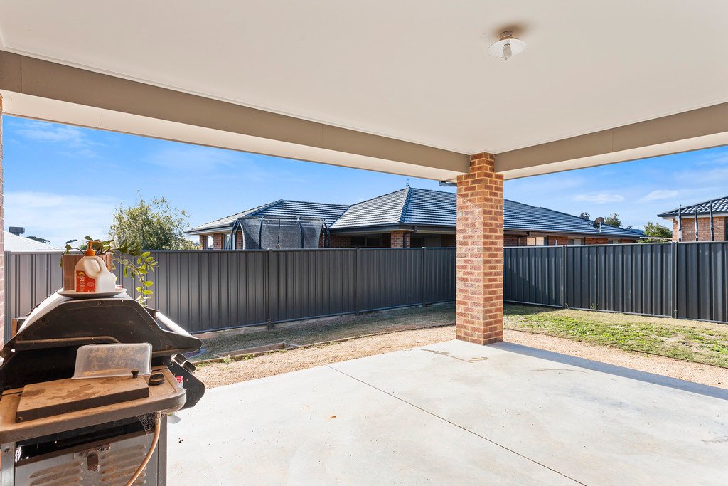 65 Waratah Road HUNTLY 11