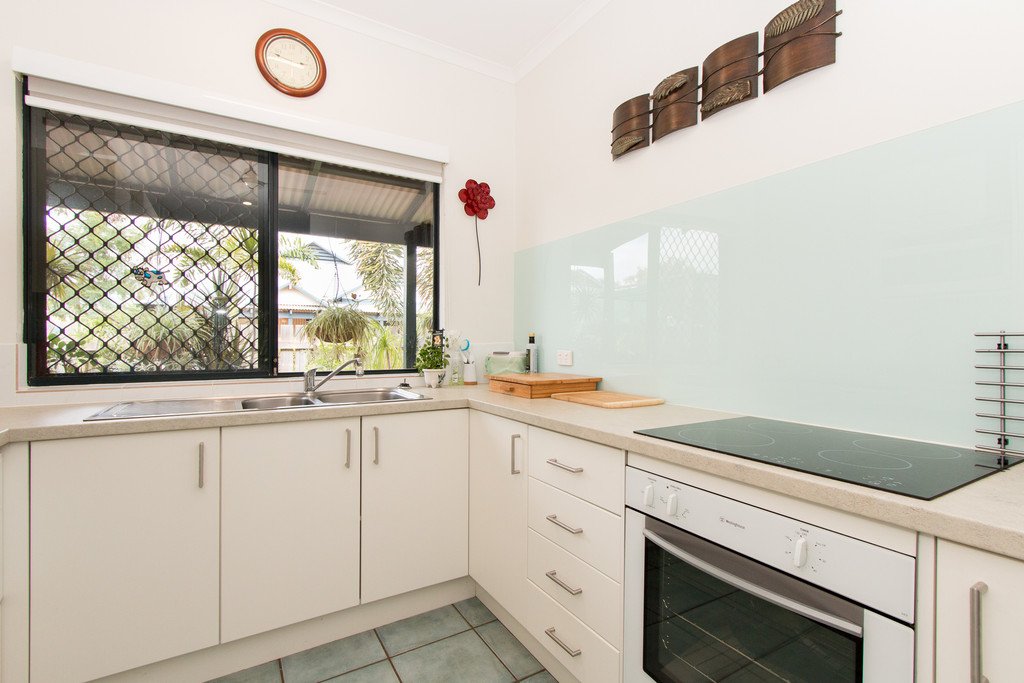 6/5 Whimbrel Street DJUGUN 15