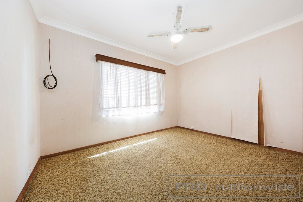 65 Wyndham Street GRETA 9