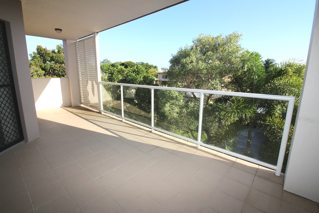 6/51 Hows Road NUNDAH 11