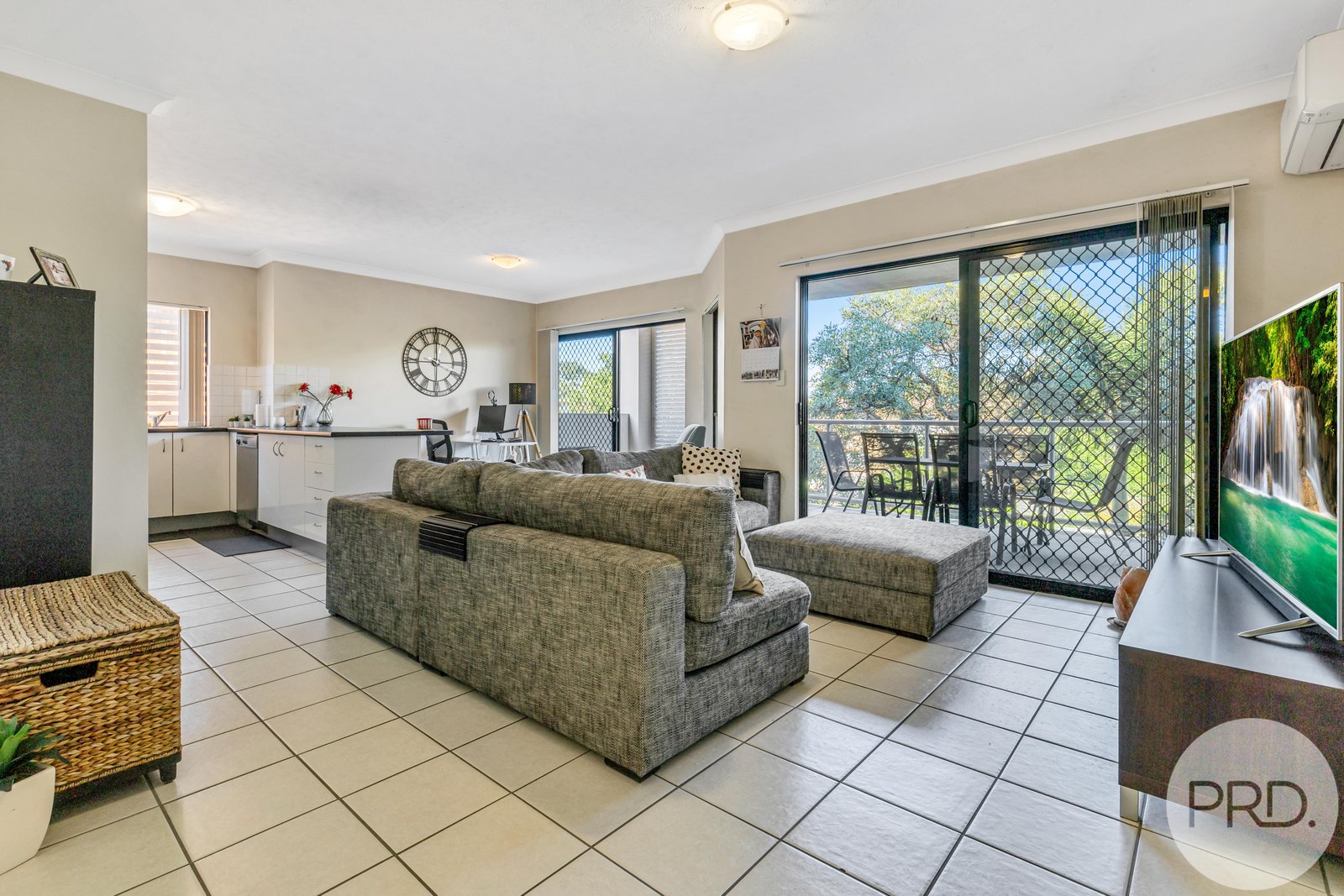 6/51 Hows Road NUNDAH 8