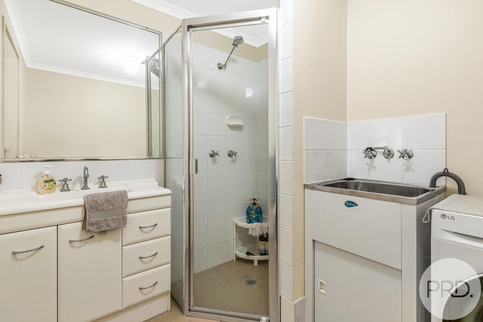 6/51 Hows Road NUNDAH 13