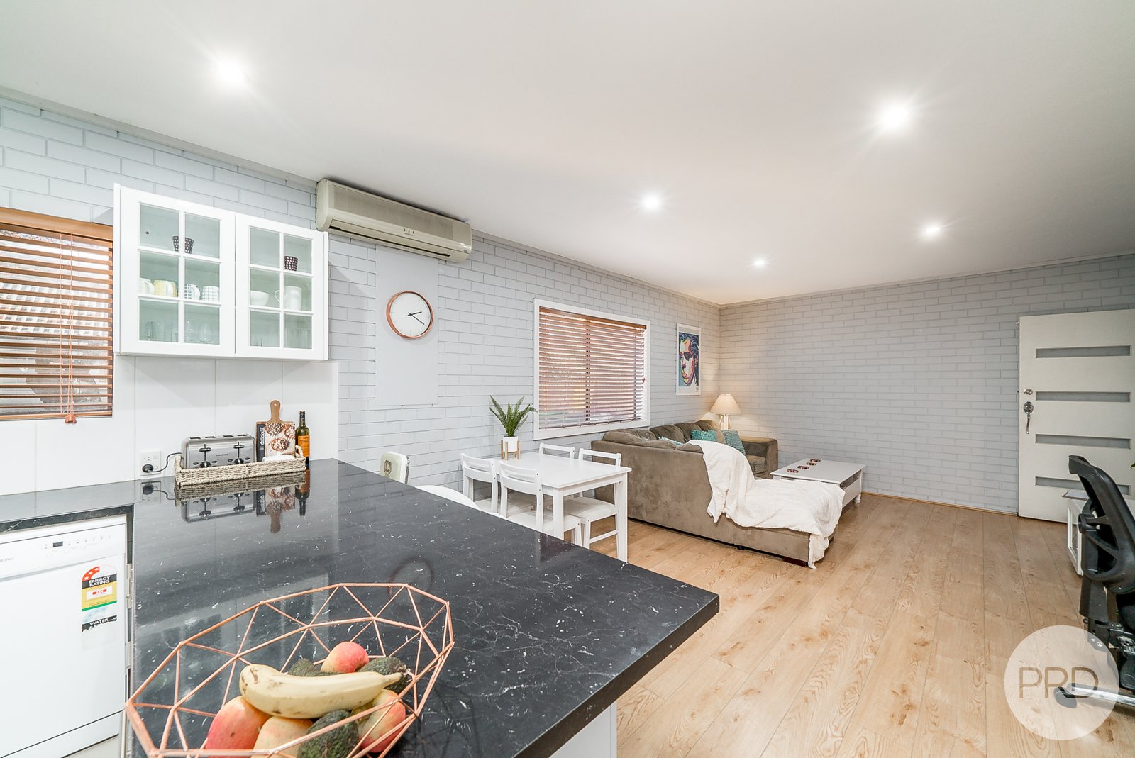 6/51 Kincaid Street WAGGA WAGGA 4