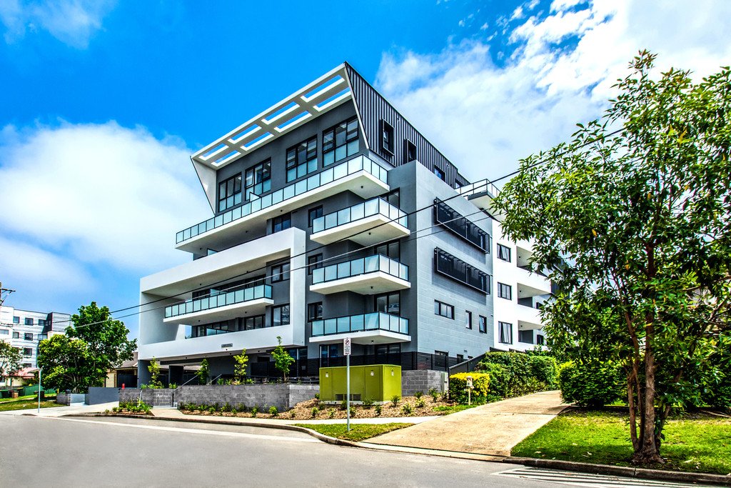 65/144-148 High Street PENRITH 9