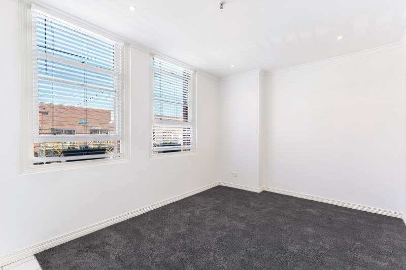 Gallery: 6/515 Sydney Road