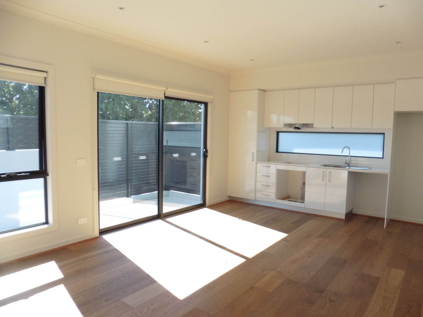 Gallery: 6/52 Parkers Road