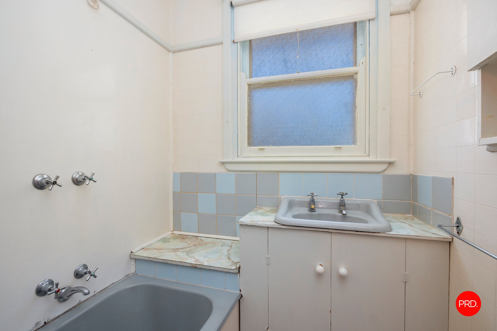 653 Hargreaves Street GOLDEN SQUARE 8