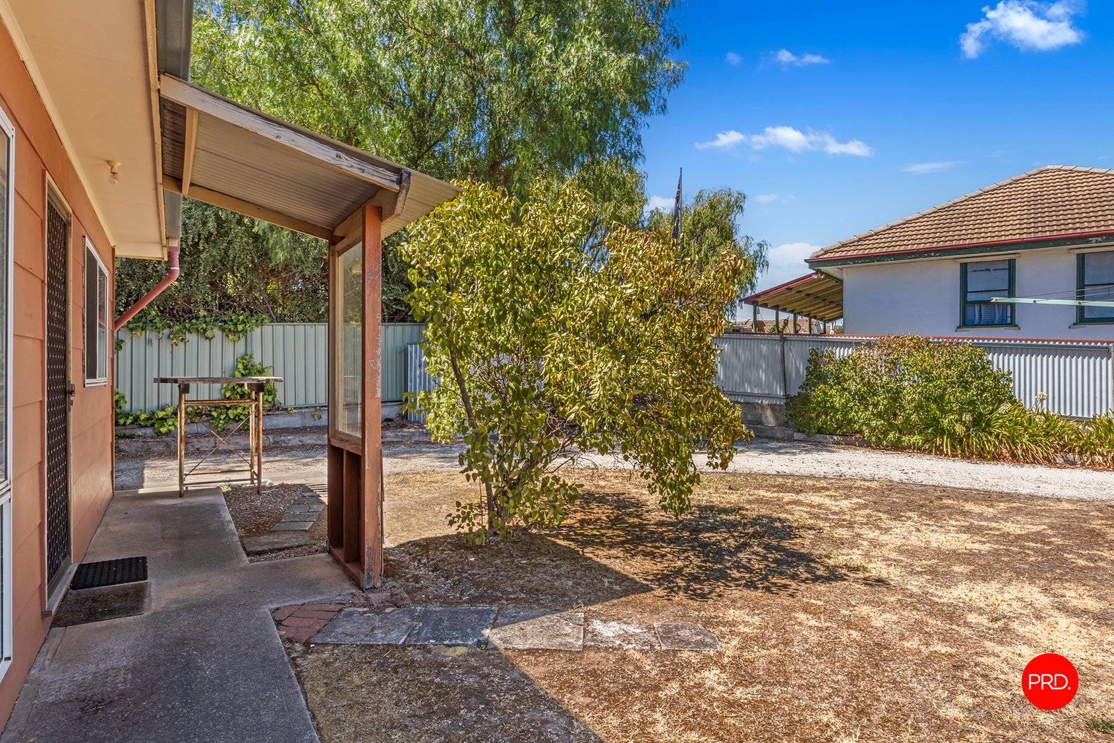 653 Hargreaves Street GOLDEN SQUARE 9
