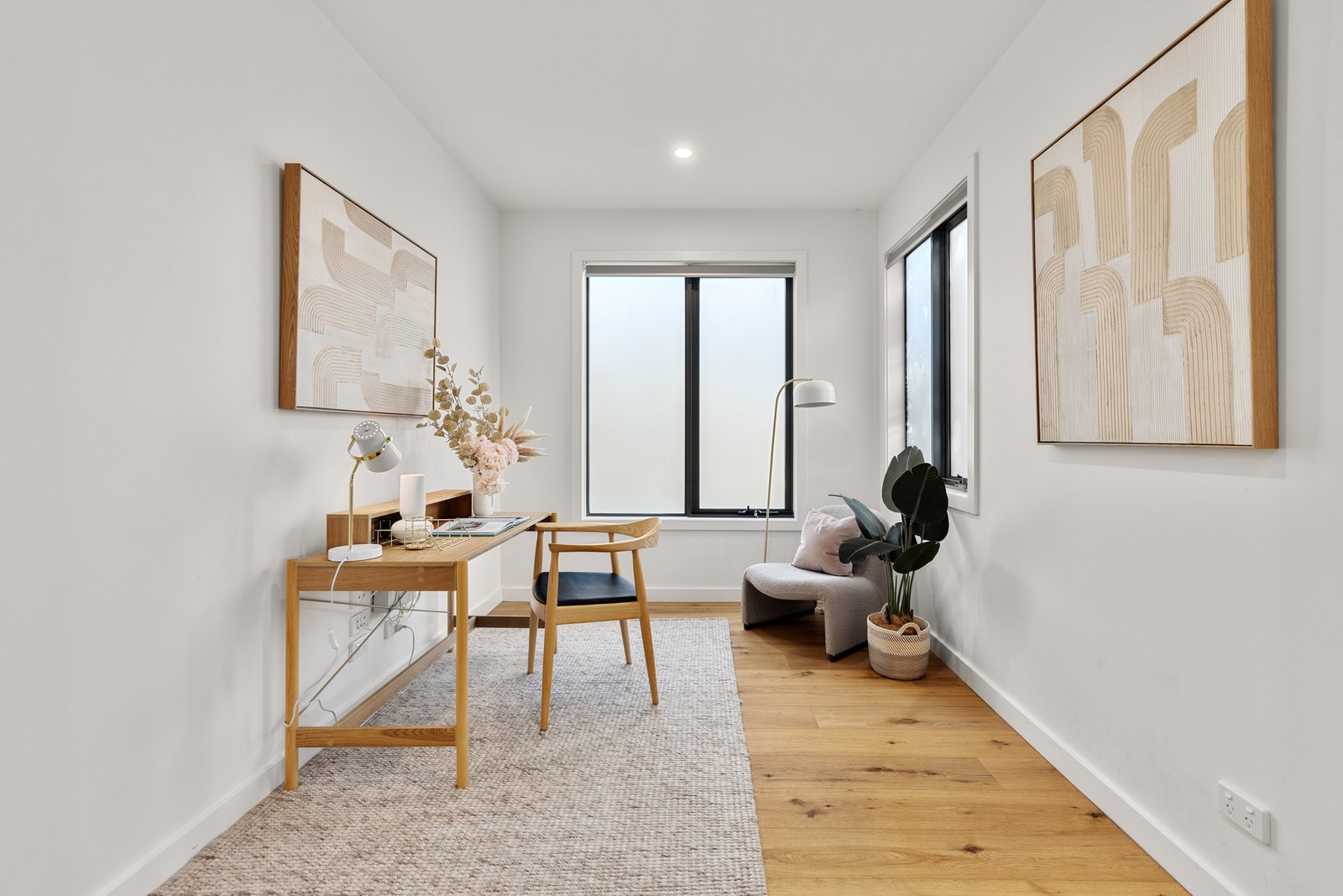 Gallery: 6/54 Gillard Street